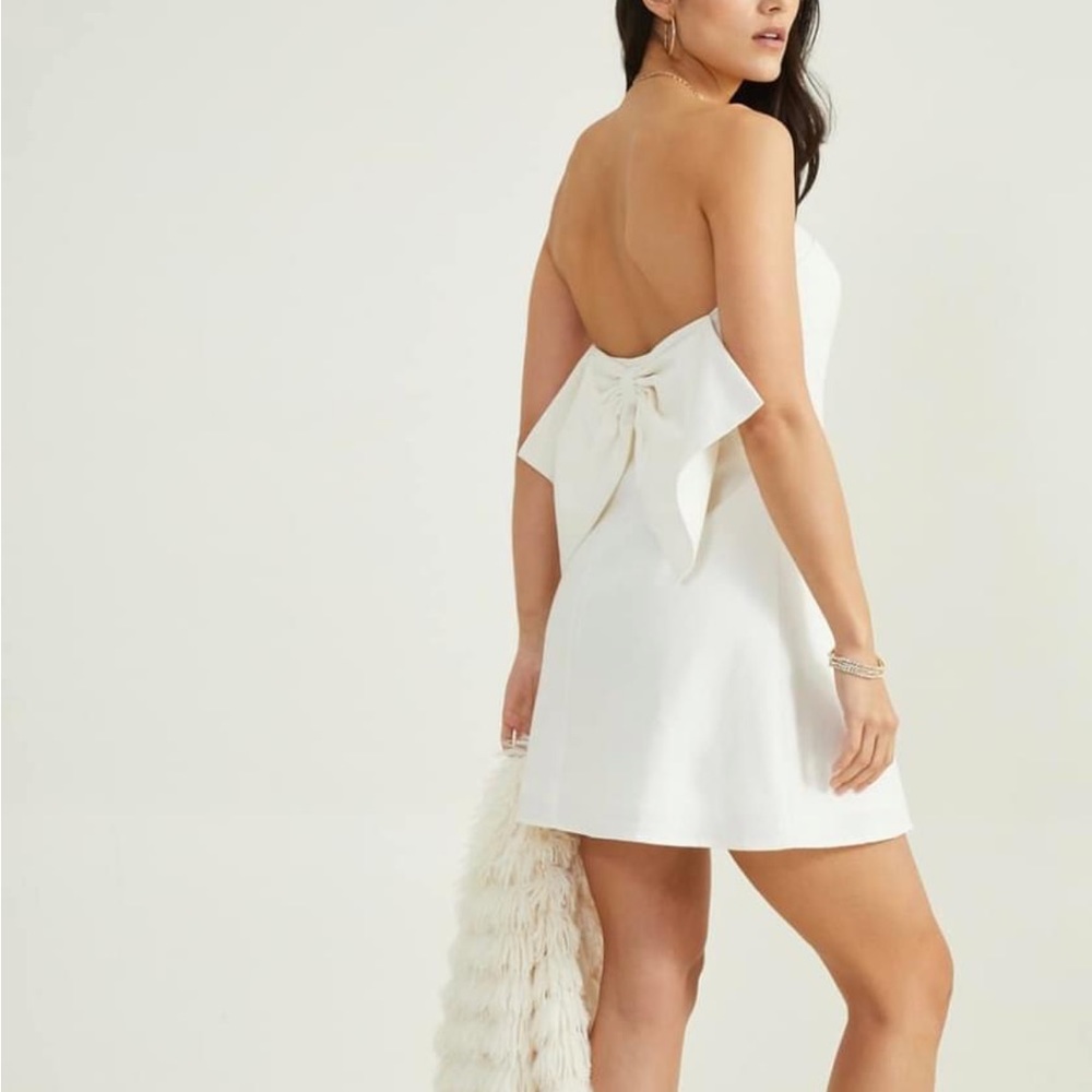 Strapless bow back dress
